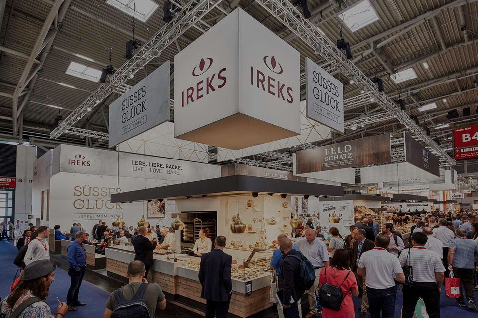 IREKS fair stand with many visitors